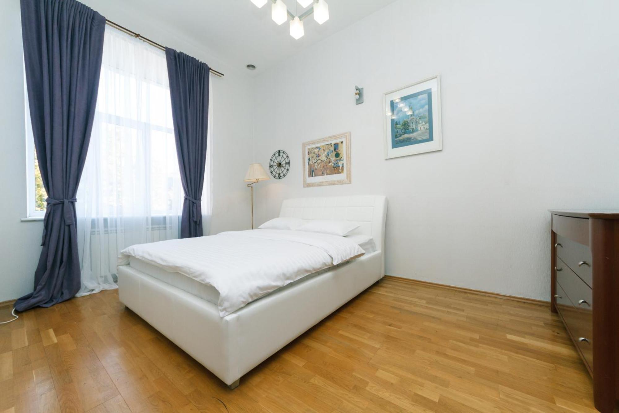 Апартаменти Lux Near Maidan, Khreschutyk 3Br Київ Екстер'єр фото