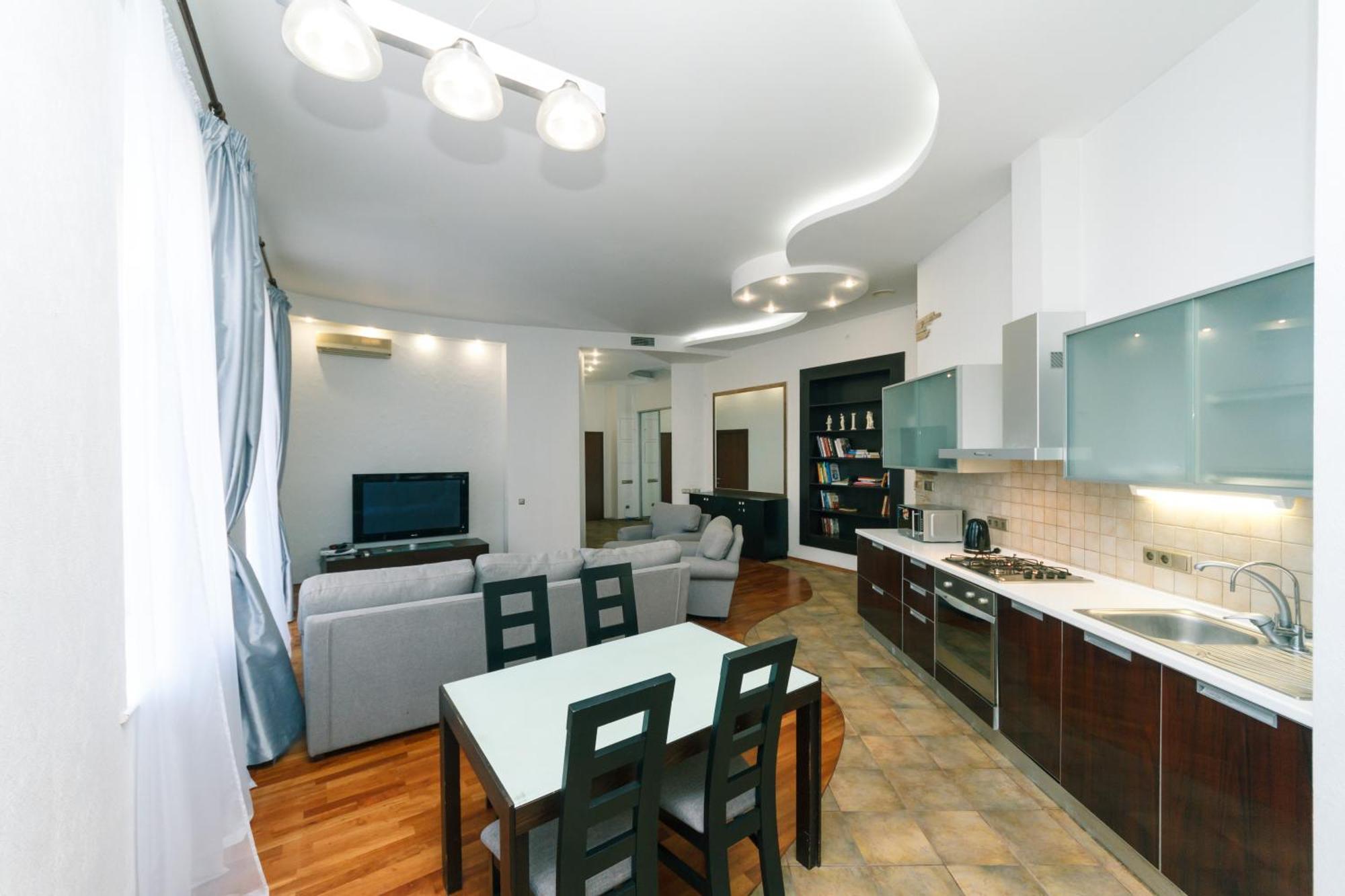 Апартаменти Lux Near Maidan, Khreschutyk 3Br Київ Екстер'єр фото