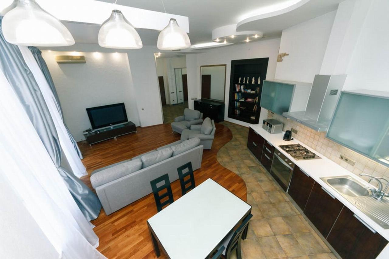 Апартаменти Lux Near Maidan, Khreschutyk 3Br Київ Екстер'єр фото